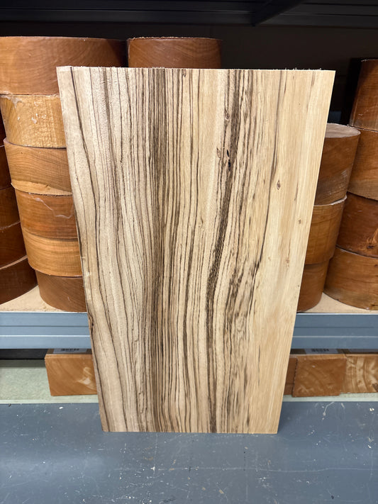 Zebrano ZEB08 — 485x260x22mm