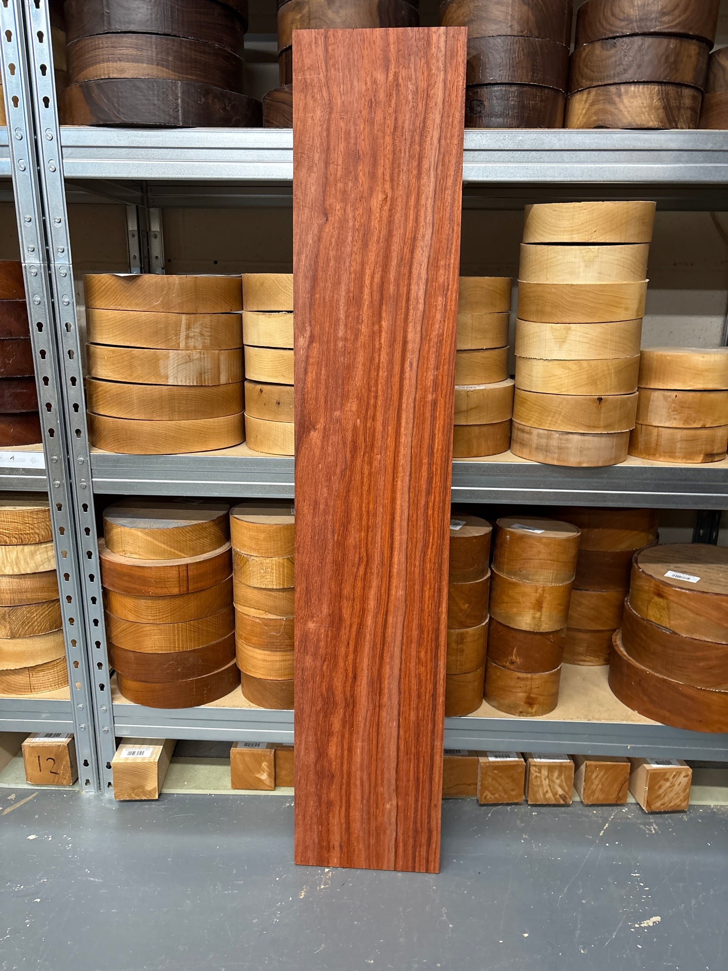Padauk Plank PAD03 — 1190x220x24mm PAR
