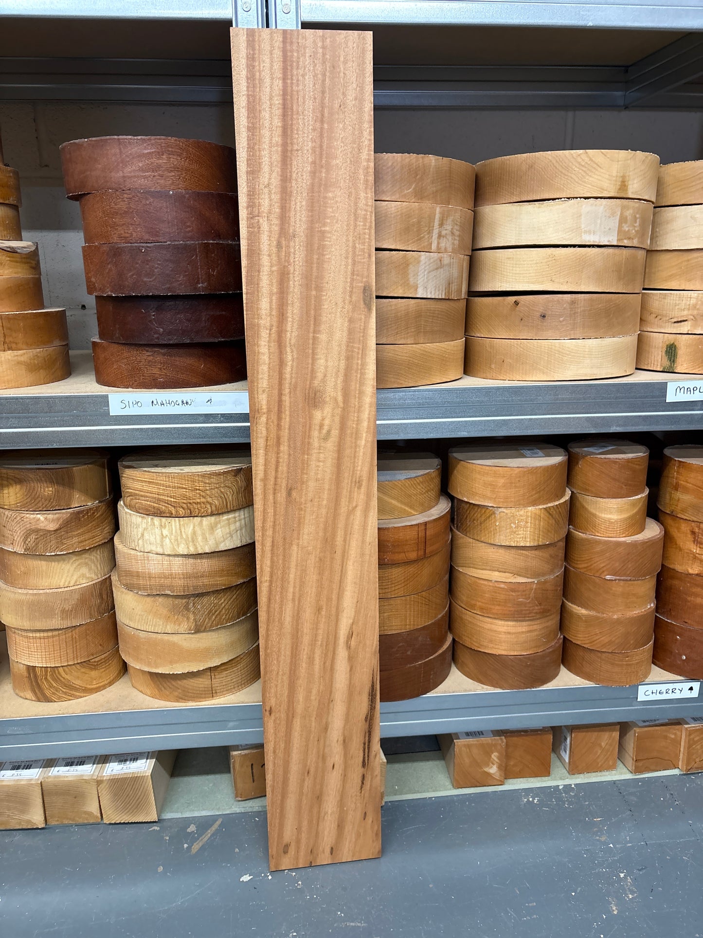 Tigerwood TW03 — 1000x150x23mm