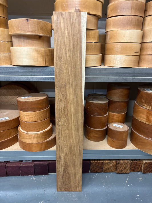 Kiaat K19 — 830x127x17mm Planed Faces
