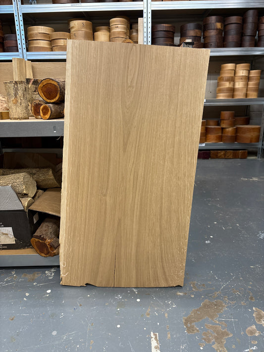 European Oak EUO24 — 800x420avgmm Planed (Live Edge, Split)