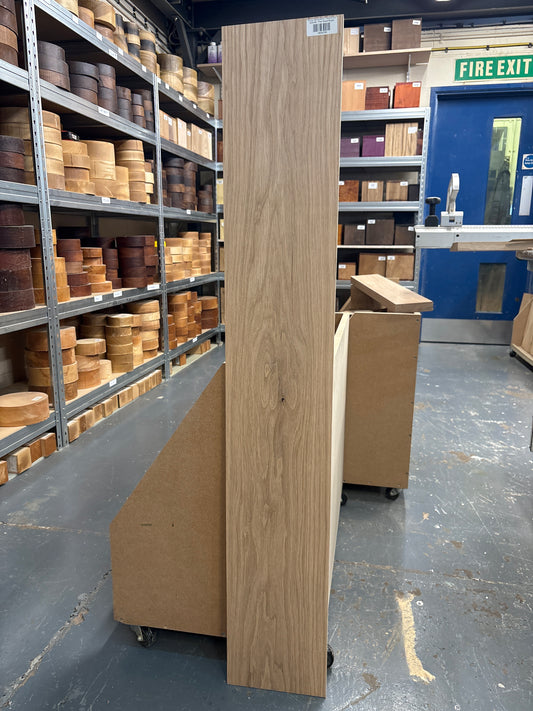 American White Oak AWO04 — 1230x200x18mm