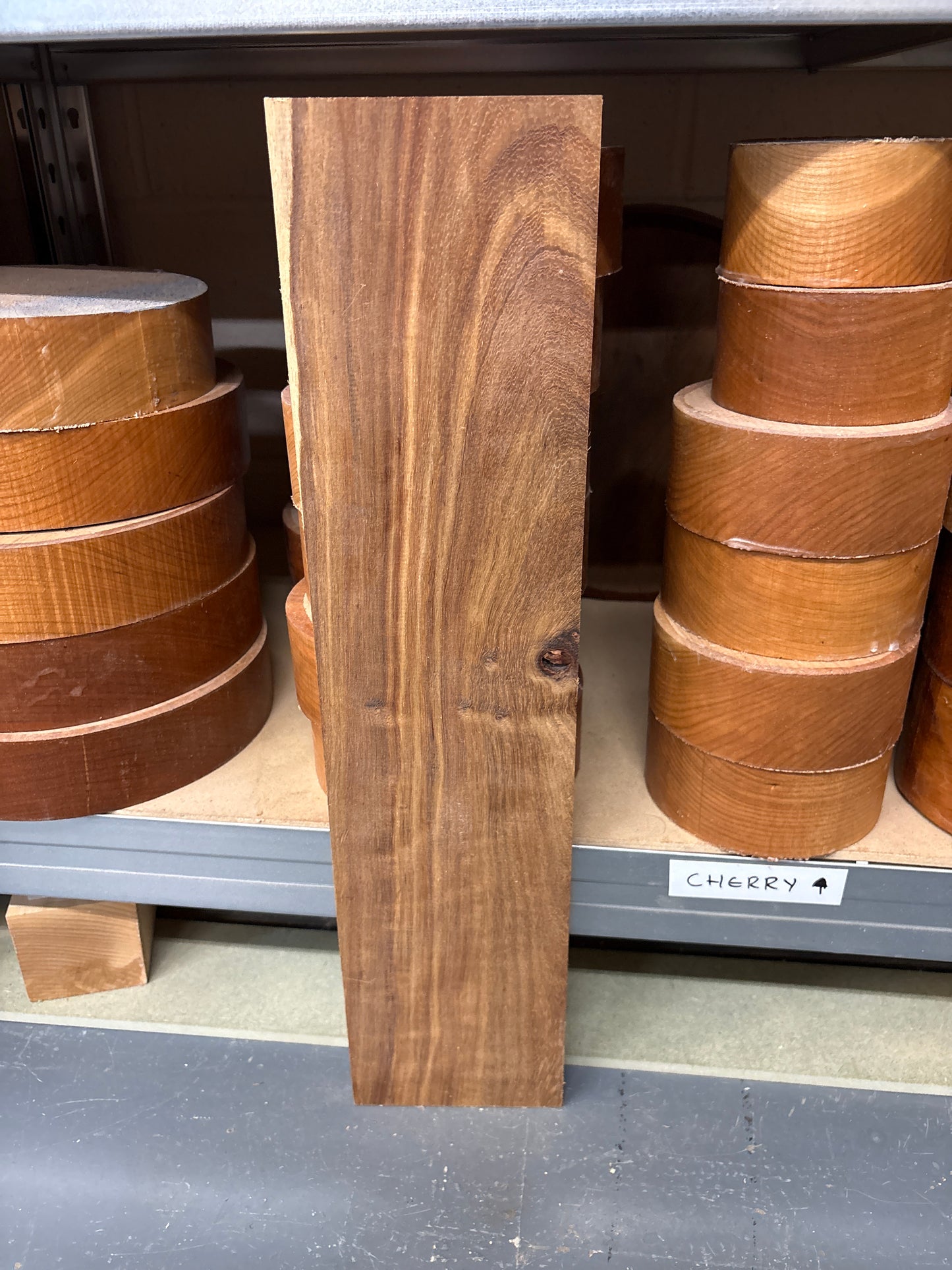 Kiaat K13 — 530x125x17mm Planed Faces