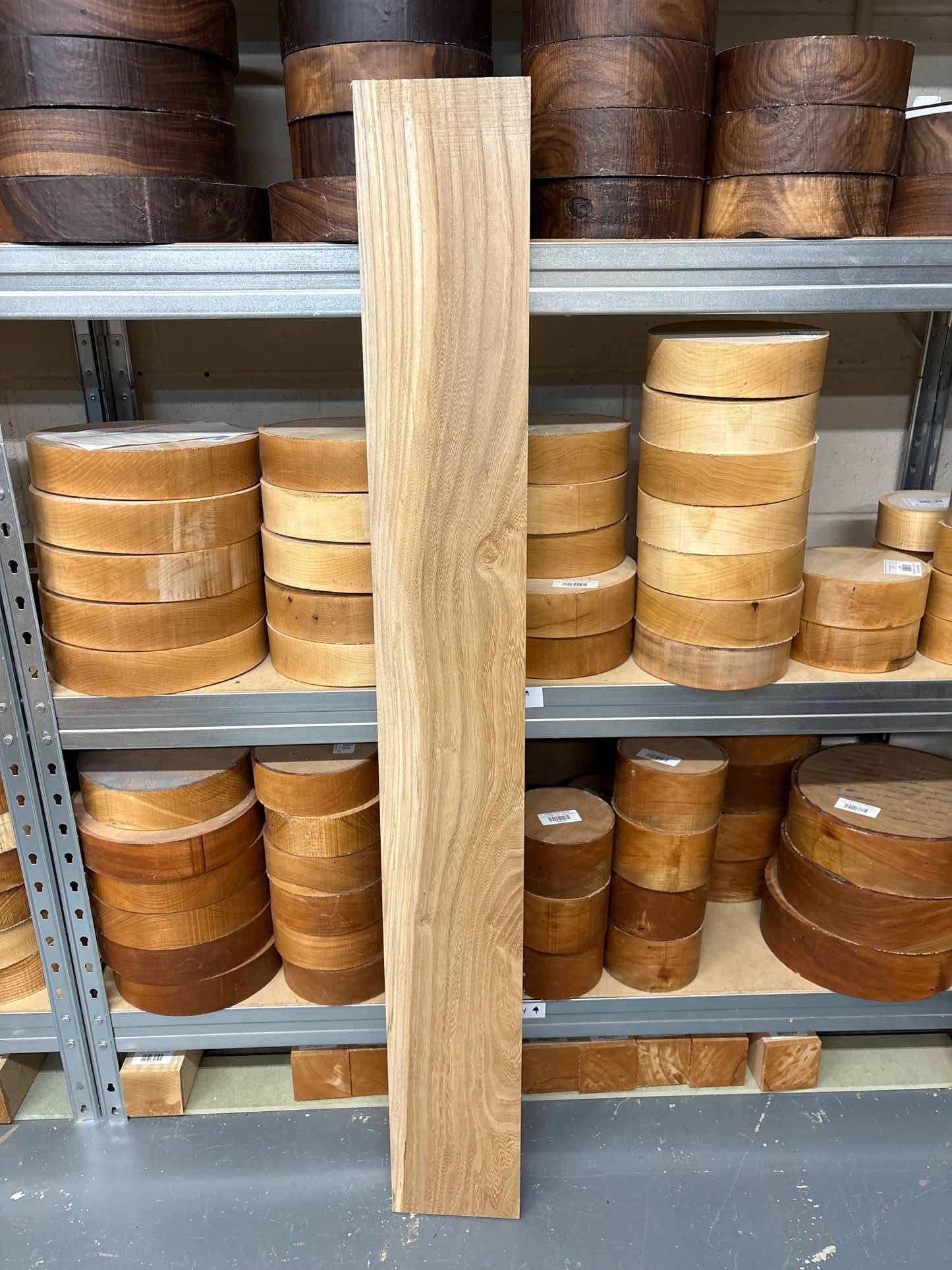 Elm ELM03 — 1210x150x22mm