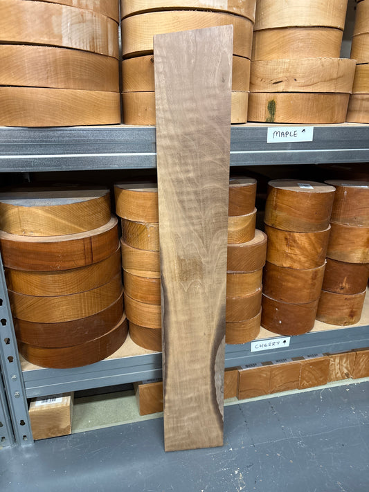 European Walnut EW03 — 760x120x16mm