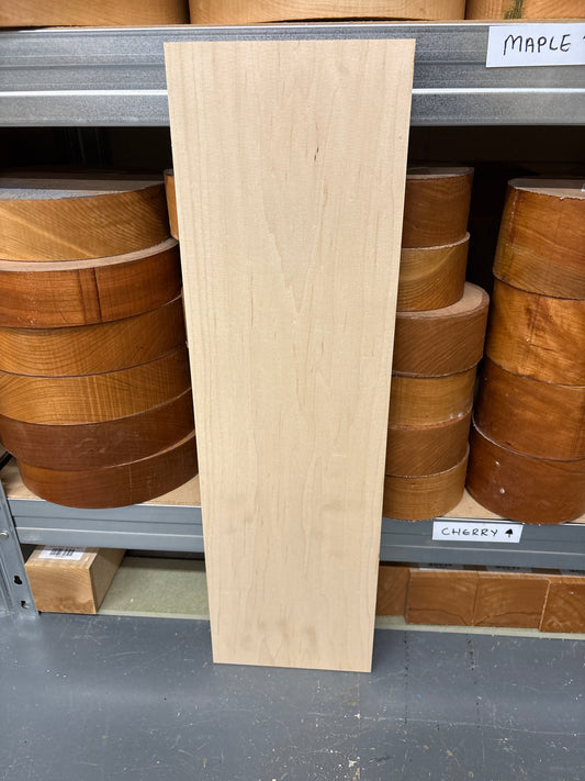 American Maple MC01 — 610x180x22mm (Cabinet Grade)