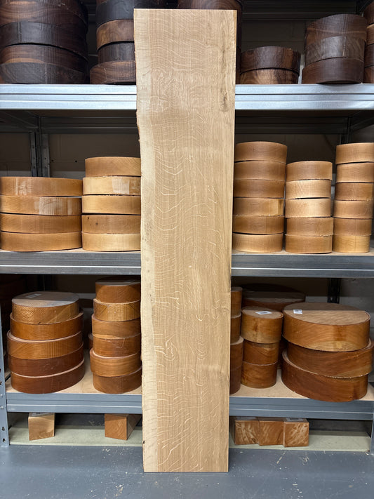 European Oak EUO05 — 1255x245-265x18mm (Live Edge)