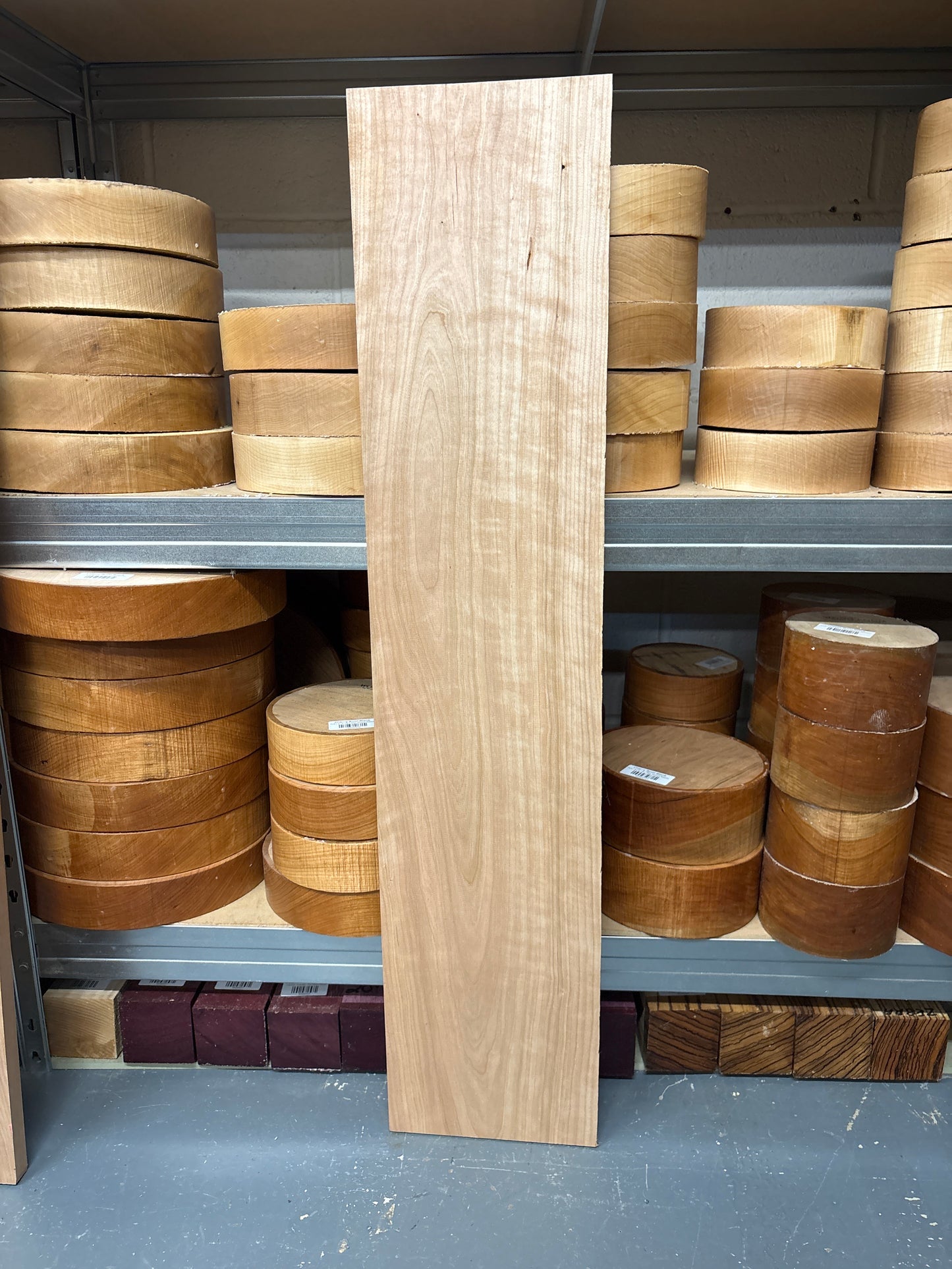 Cherry CH02 — 945 × 205 × 21mm Planed