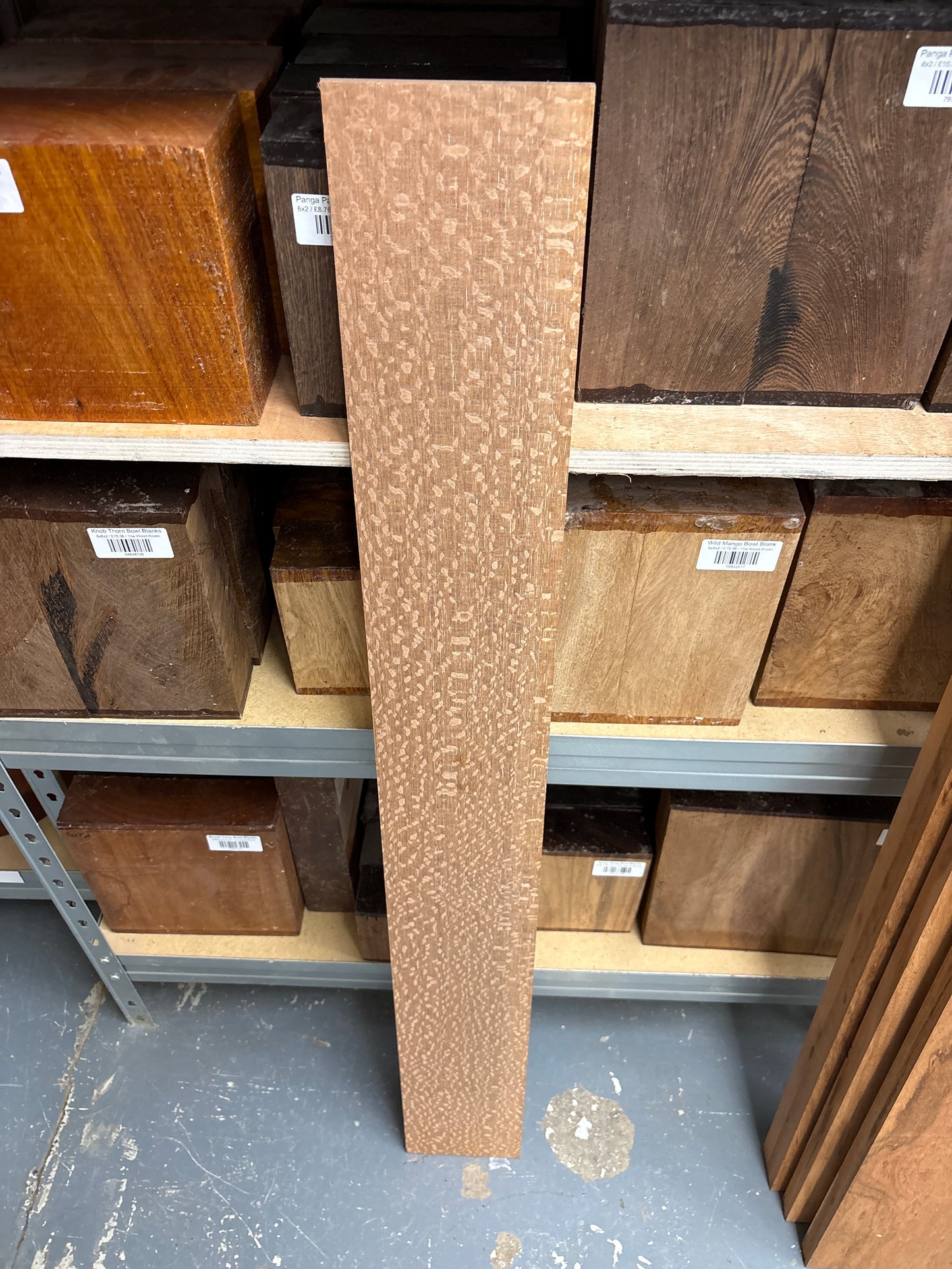 Silky Oak SO07 — 1031x123x15mm
