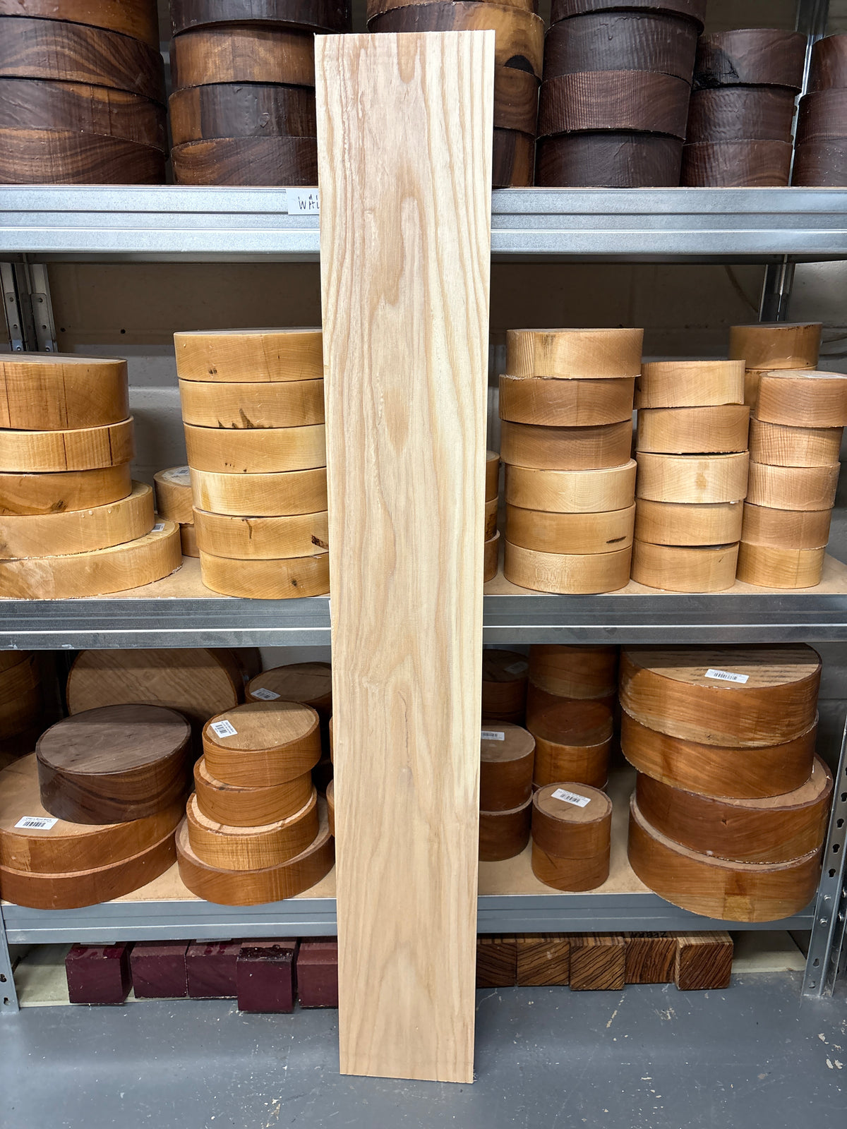 American Ash AASH28 — 1212x175x23mm