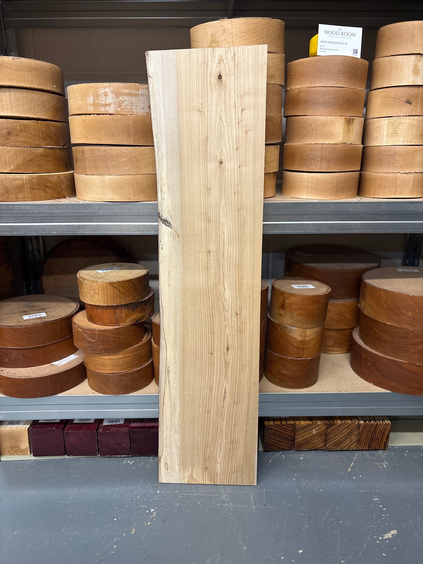 Elm ELM09 — 890x210x18mm