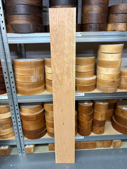 Cherry CC02 — 1220x170x22mm (Cabinet Grade)