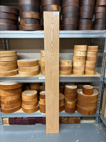 American White Oak AWO09 — 1240x143x19mm Planed Faces