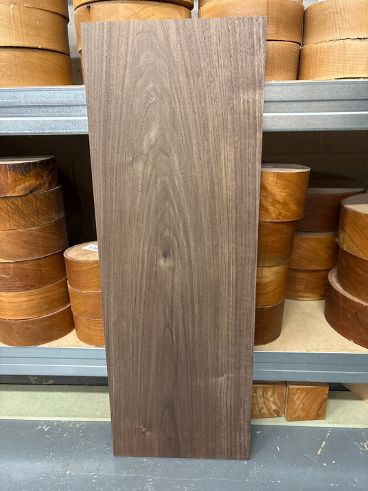 Am Walnut ABW14 — 695 × 243 × 21mm