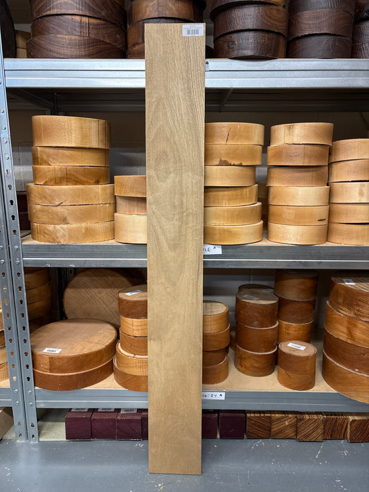 African Walnut AFW12 — 1155x143x20mm Planed Faces