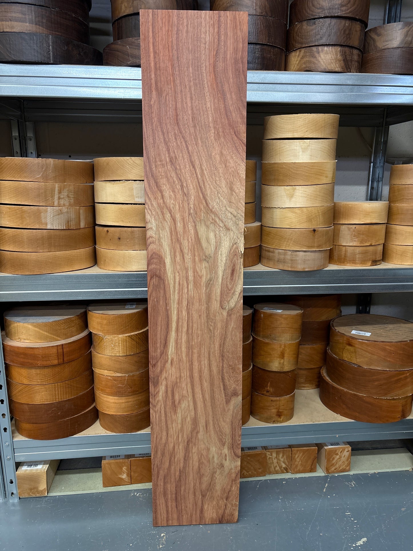 Padauk PAD07 — 1175x220x45mm
