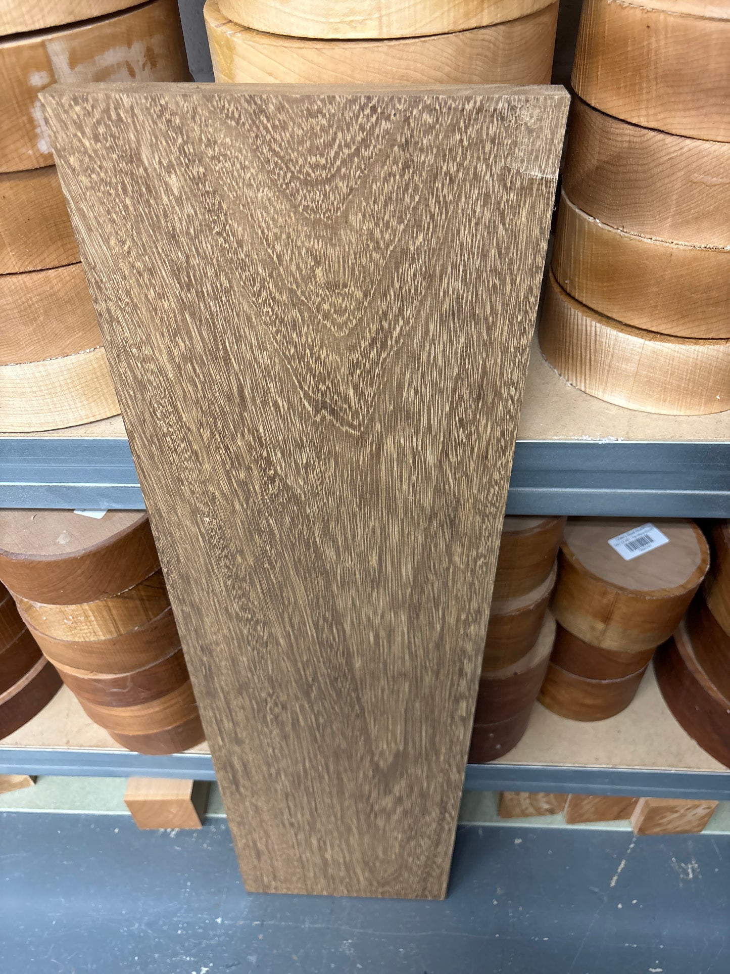 Iroko IRO01 — 820x225x22mm