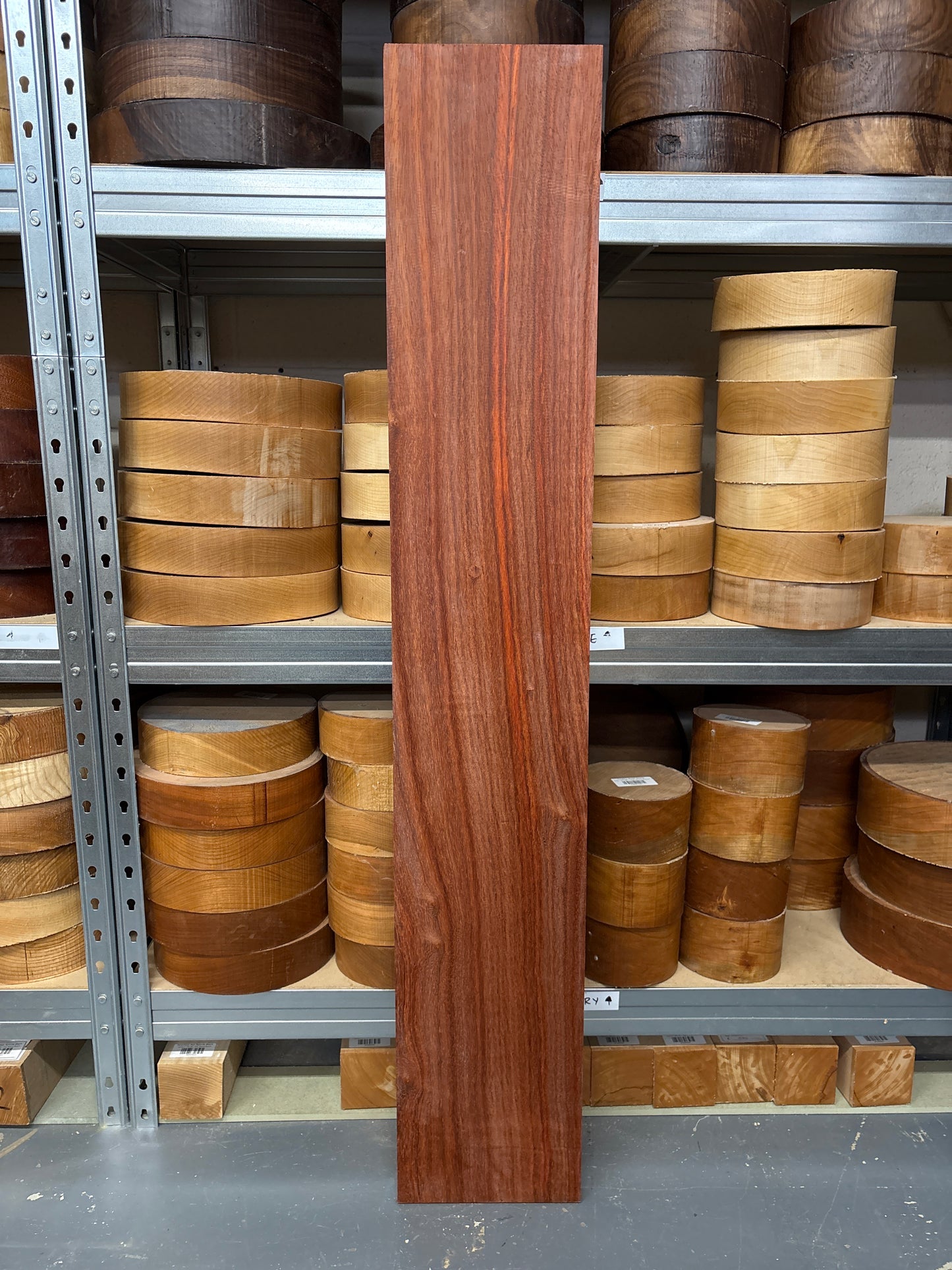 Padauk Plank PAD11 — 1185 × 205 × 23mm