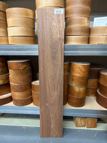 Chechen CHE03 — 820x155x16mm