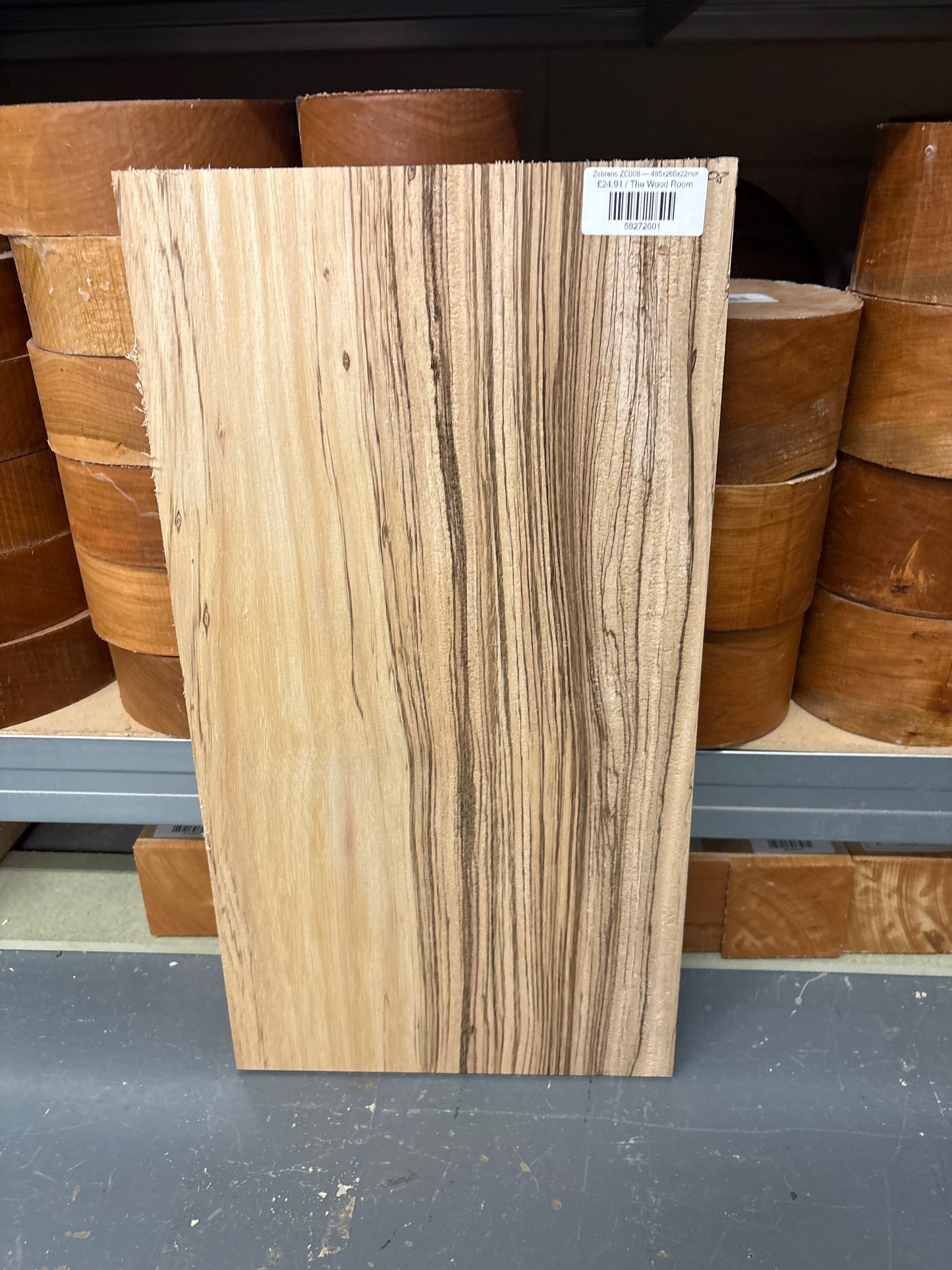 Zebrano ZEB08 — 485x260x22mm