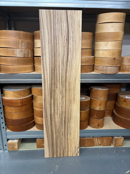 Zebrano ZEB09 — 1005x260x22mm