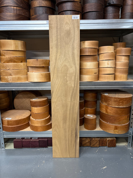 African Walnut AFW18 — 1100x220x22mm Planed Faces