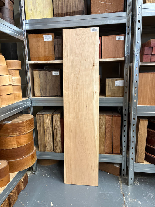 Cherry CH10 — 1085 × 245 × 22mm Planed