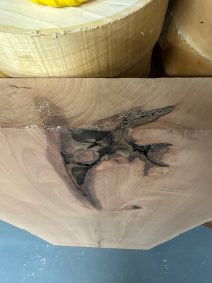 Swiss Pear SP10 — 850x380-390x45mm Double Live Edge