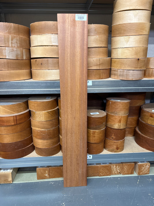 Jatoba J05 — 920x137x20mm