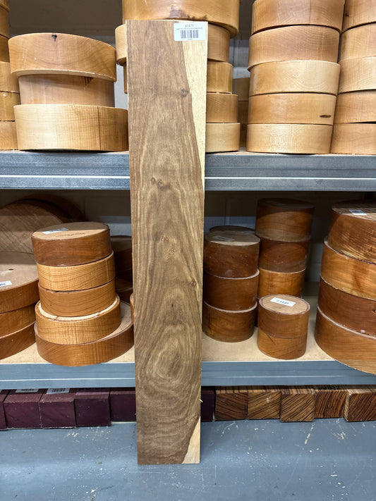 Kiaat K17 — 825x127x16mm Planed Faces