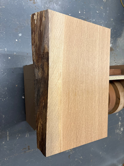 European Oak Chopping Board Blank CBB04 — 505x320-350x72mm (Live Edge)