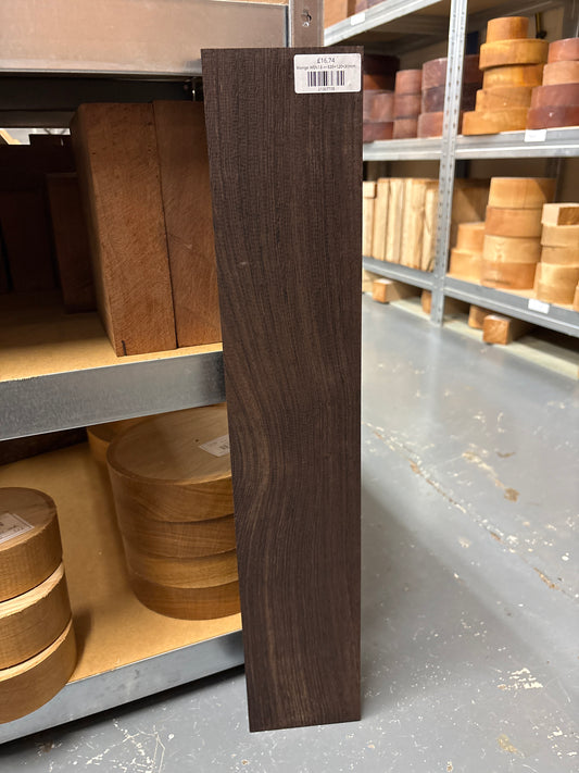 Wenge WEN13 — 635×120×30mm