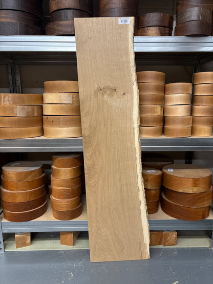 European Oak EUO04 — 1145x255-305x22mm (Live Edge)