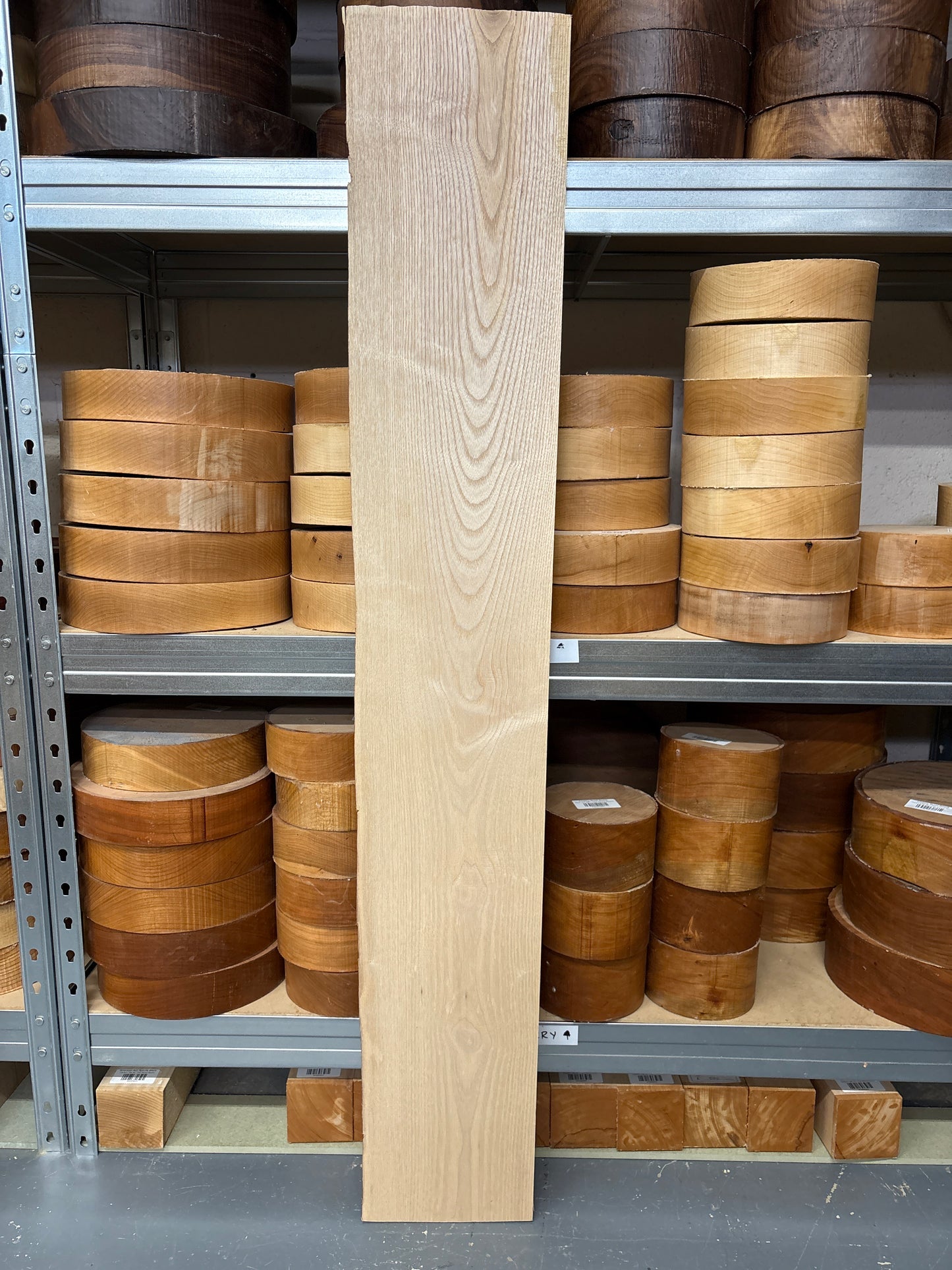 European Ash EASH01 — 1190x180avg x23mm (Live Edge)