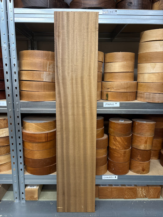 African Walnut AFW01 — 1060x210x23mm
