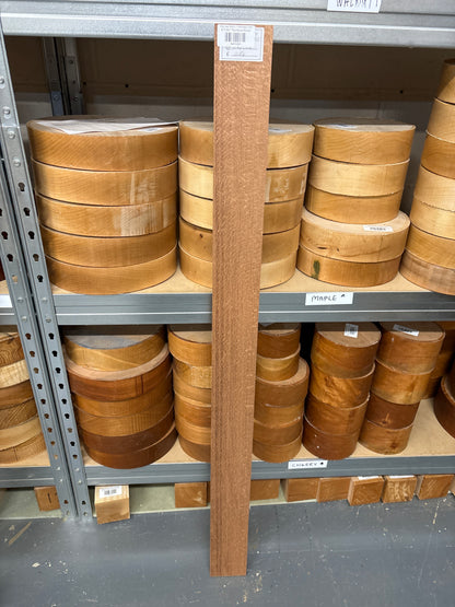 Silky Oak SO04 — 1045x80x11mm