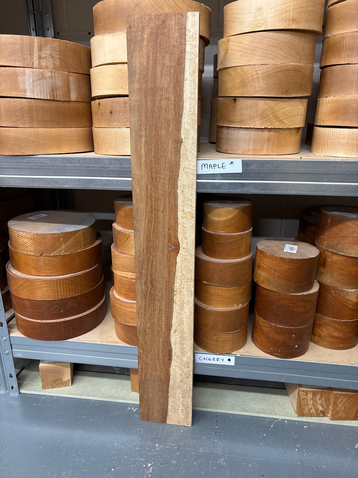 Kiaat K12 — 860x125x17mm Planed Faces