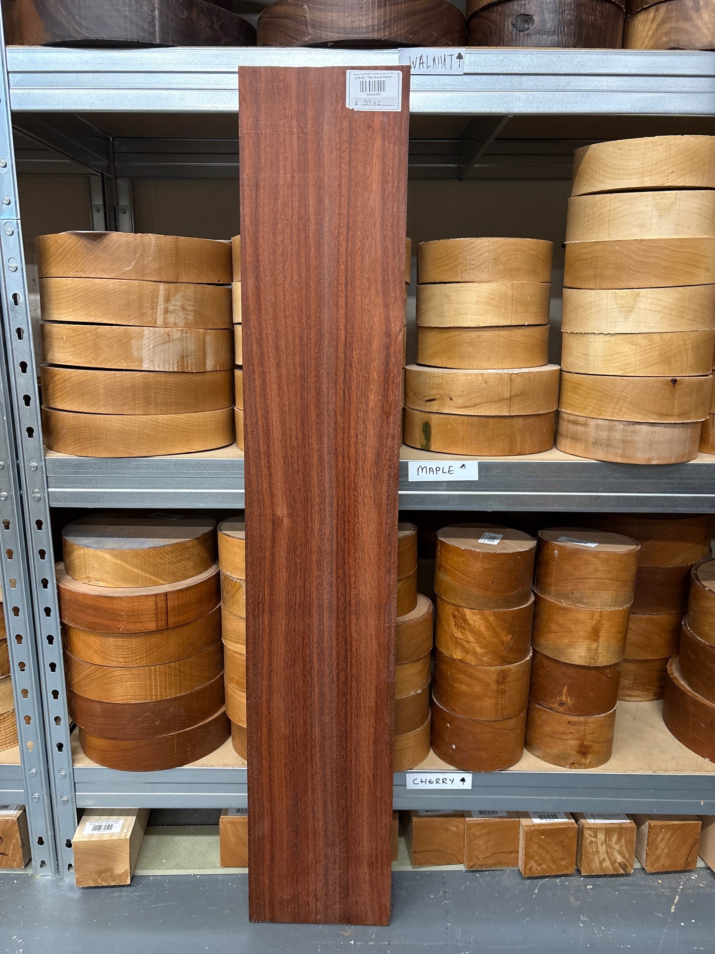 Padauk Plank PAD01 — 1055x185x25mm PAR