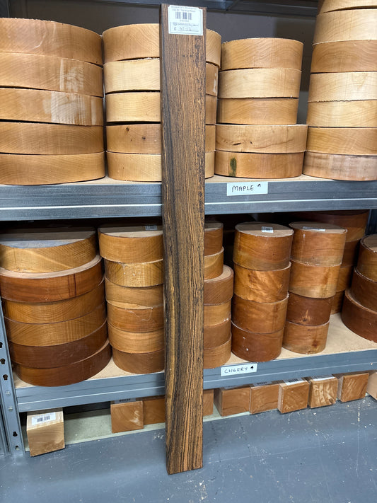 Bocote BC02 — 920x80x25mm
