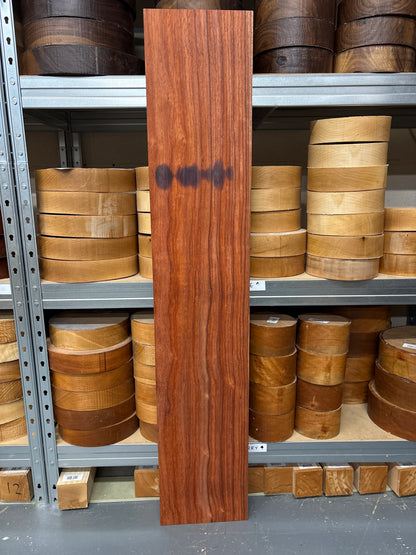 Padauk Plank PAD02 — 1190x220x24mm PAR
