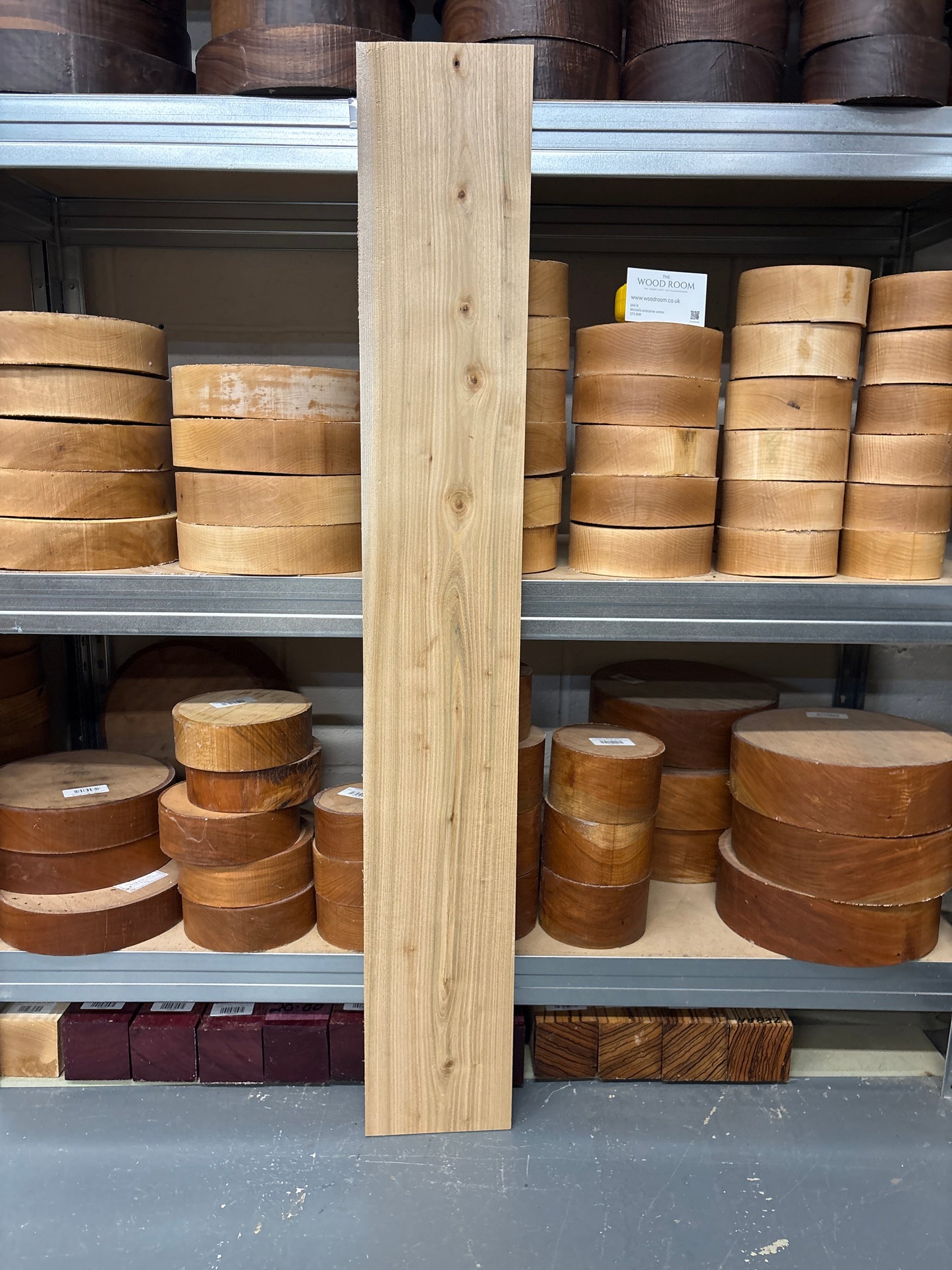 Elm ELM06 — 1120x164x18mm