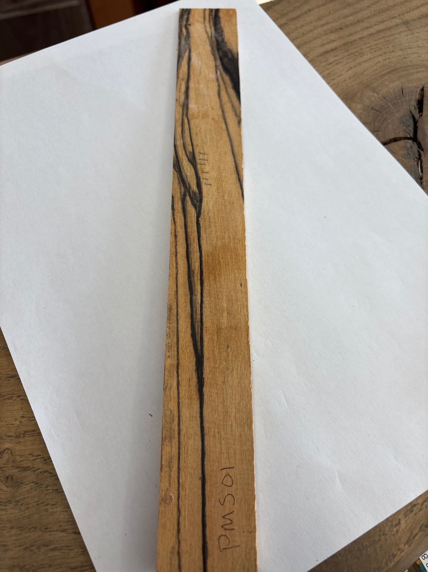 Pale Moon Ebony pms01  Pre-Cut Cue Splice — 300mm (Second)