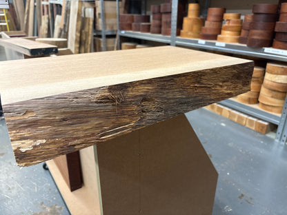 European Oak Chopping Board Blank CBB04 — 505x320-350x72mm (Live Edge)