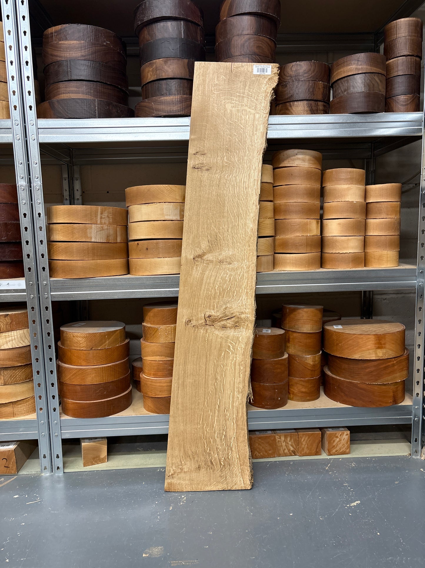 English Oak ENO03 — 1200 x 220avg x 35mm (Live Edge)