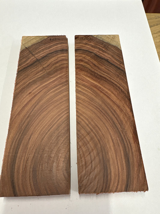 Bolivian Rosewood BV02 — Knife Scales | Bookmatched Pair | 160 × 50 × 12mm
