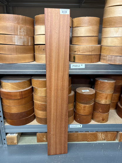 Jatoba J04 — 920x137x20mm