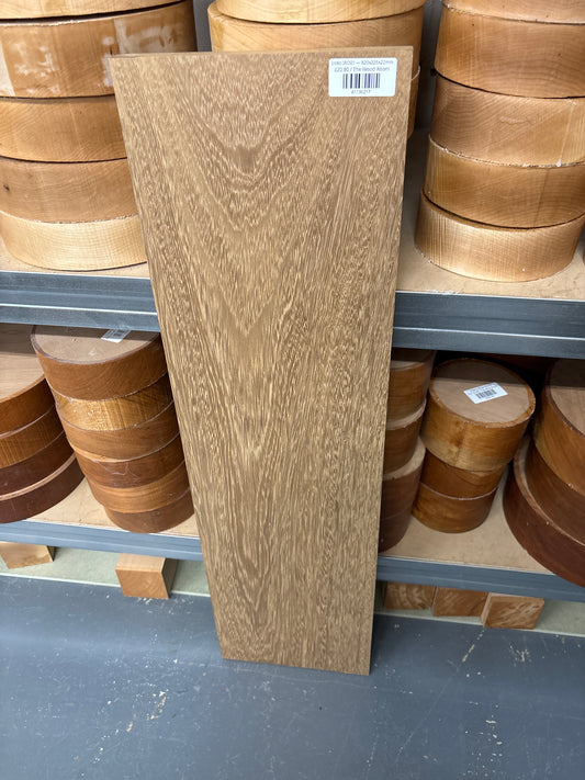 Iroko IRO01 — 820x225x22mm