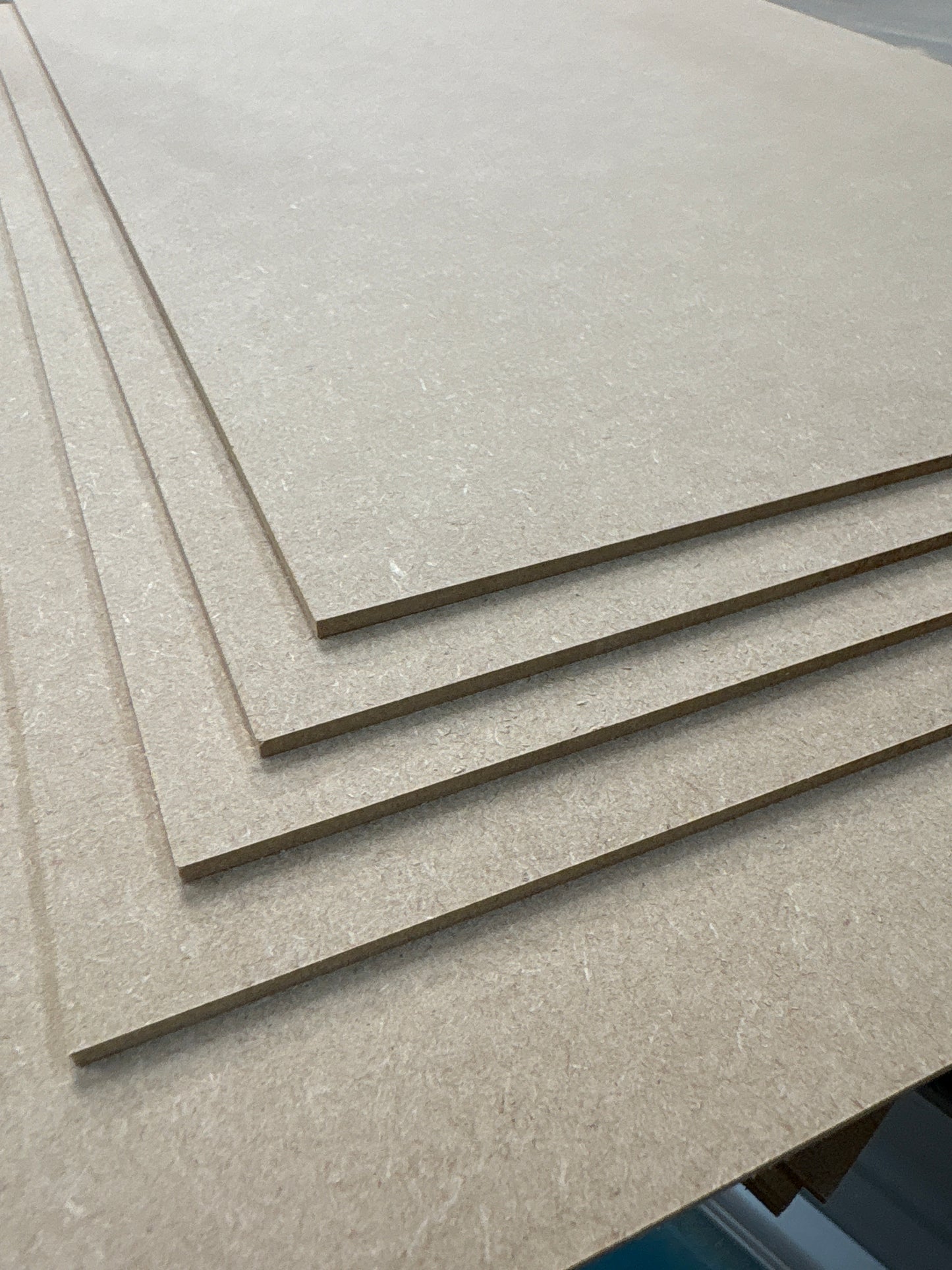 4mm Medite Premier MDF Sheet – 400 x 300mm – EN622-5 E1 Low Formaldehyde