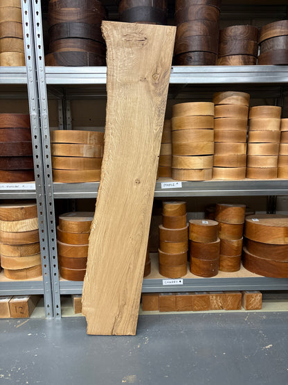 English Oak ENO02 — 1220 x 230avg x 35mm (Live Edge)