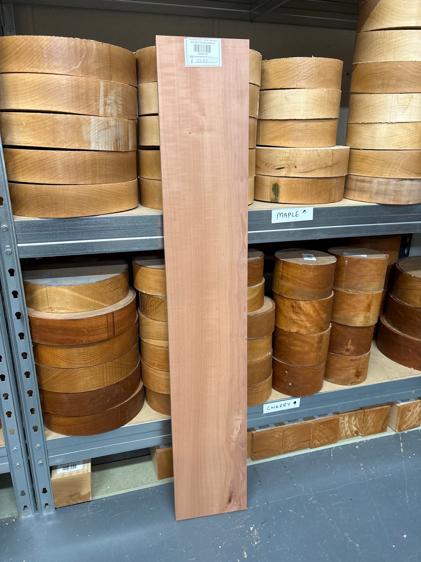 Swiss Pear SP05 — 905x150x18mm